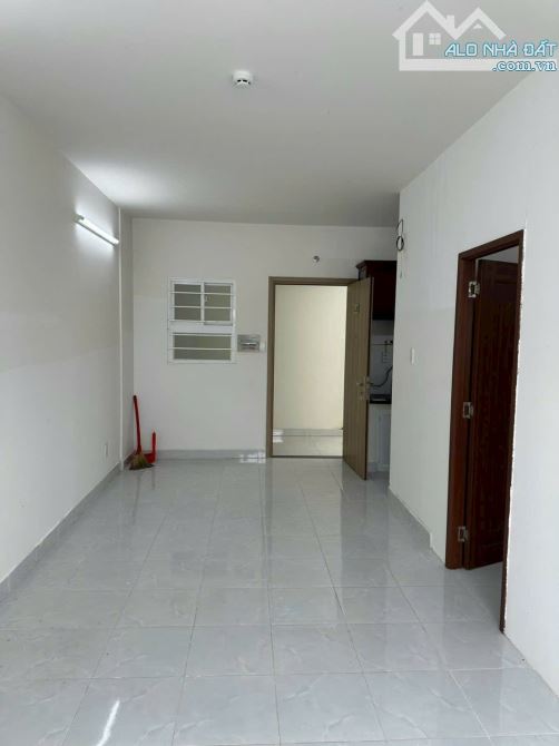 Bán căn hộ Nam Long 1 Cần Thơ, 38m2, sổ hồng, thang máy, 1 phòng ngủ, TN
