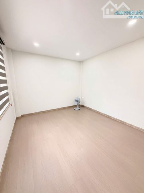 NHÀ ĐẸP NGAY NGÃ TƯ BẢY HIỀN TÂN BÌNH– GẦN SÂN BAY – GIÁ CHỈ 1,9 TỶ- SỔ HỒNG RIỀNG- 34m2