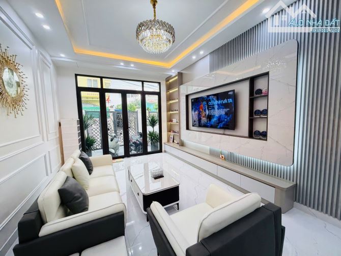 Nhà 4 tầng tại trung tâm Sở Dầu, Hồng Bàng, Hải Phòng giá cực tốt chỉ 4,39 tỷ