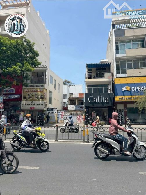 Nhà HXH Nguyễn Văn Cừ P2 quận 5 giá 11 tỷ