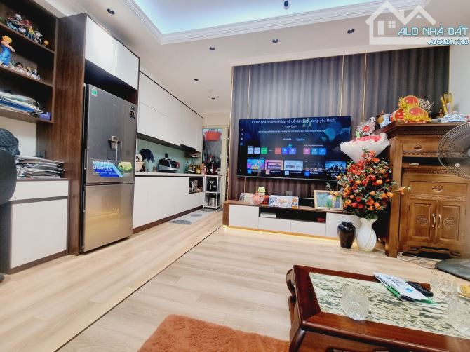 Ecohome2 Tân Xuân, 36m2 hơn 2 tỷ, tầng VIP, view thoáng, full nội thất, cực hiếm
