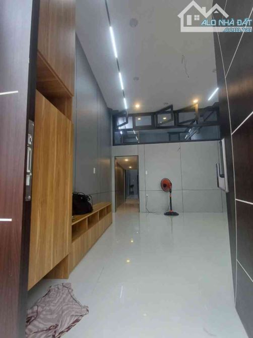🏘 Căn Hộ Bình Tây, Q6 DT 4 x 16, 2PN. Giá 2,98 tỷ TL. 🌷🌷🌷🌷