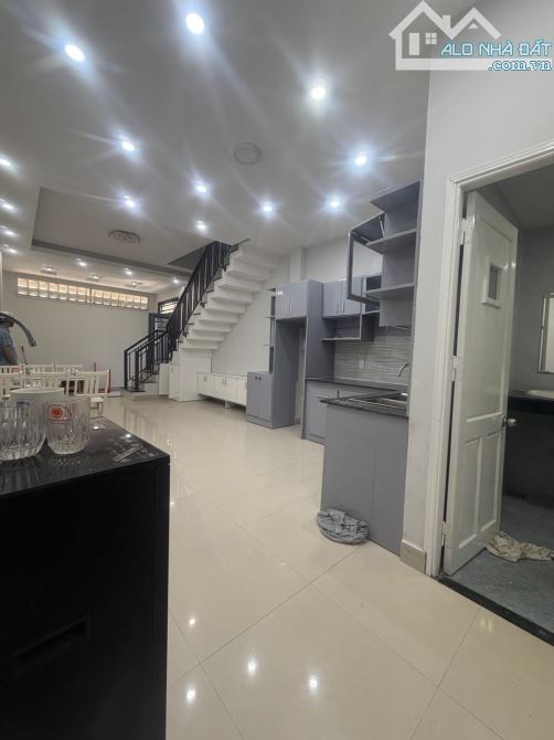 🔥BÁN NHÀ 3 TẦNG LÝ TỰ TRỌNG - ĐỐI DIỆN TRỤ SỞ CATP- GIÁ 4,x tỷ
