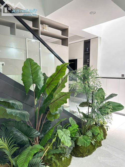 🏠 Nhà Phố Hiện Đại 4 Tầng – Hướng Nam, Nội Thất Hạng Sang, Kinh Doanh Tốt