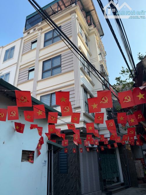 Bán nhà Mậu Lương Hà Đông 40m², MT 10m lô góc, nhà mới, chỉ 5,x tỷ