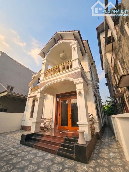 🌟 SIÊU PHẨM BIỆT THỰ MÁI THÁI TÂN CỔ ĐIỂN - MỚI KÍNH KÍT - DỌN VÀO Ở NGAY! 🌟