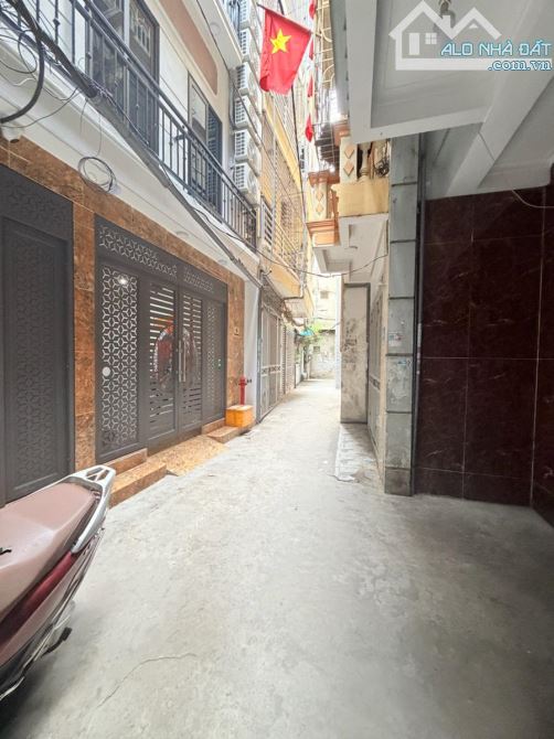 Chung Cư Mini Dòng Tiền 1,3Tỷ/năm, Dịch Vọng 79M 7T MT 5,1m Giá 21,1 Tỷ