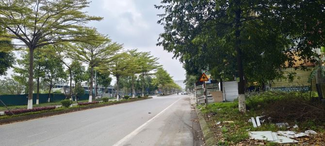 Bán Biệt Thự mặt đường Lạc Long Quân TP Bắc Ninh 🍇🍅Diện tích 315 m 🍅🫒Mặt tiền 9 m