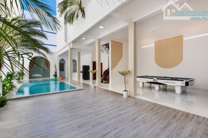 House for sale, 186 m², Phường 2