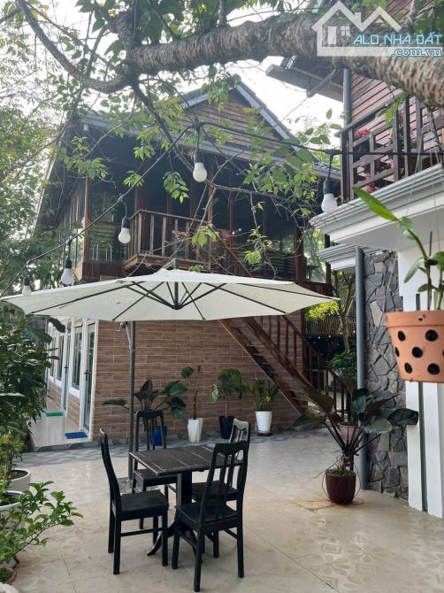 VILLA SÂN VƯỜN 1073M2 CẠNH KHÁCH SẠN 5 SAO ĐÀ LẠT