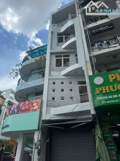 Bán Nhà Mặt Tiền 3 Nguyễn Huy Tự Quận 1, DT: 4x18m-DTCN: 60m2-5 Tầng Giá 28 tỷ