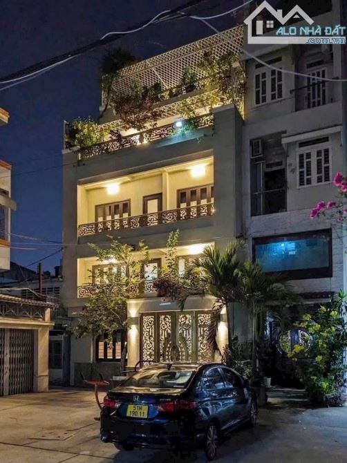 Chính Chủ Cần Bán Nhà 5 TẦNG - Mới ĐẸP THANG MÁY-GiÁ Dưới 17,3 Tỷ .Ngay Trung Tâm Quận 5.