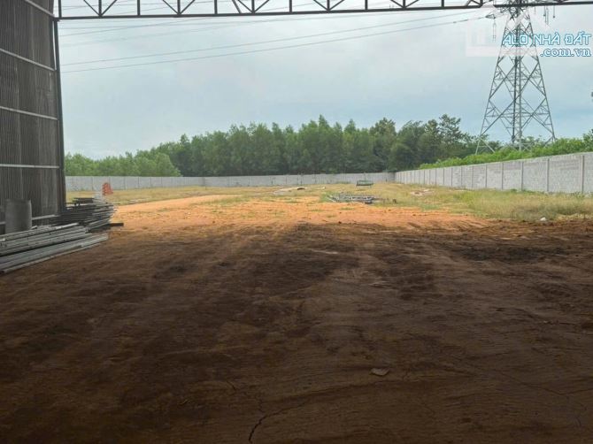 BX076- Bán xưởng 8300m2, điện 560kva, đường xe công, giá chỉ 25 tỷ