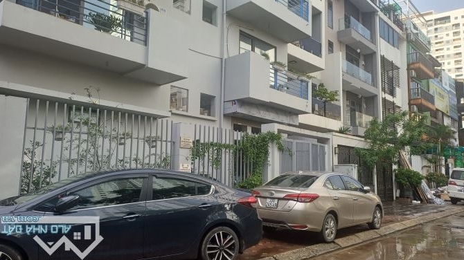 Cực Hiếm BT Liền Kề Phú Thượng 4 tầng 120m mặt tiền 6m giá 40.5 tỷ