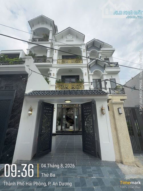 Nhà 3 tầng tân cổ full nội thất tại Quỳnh Hoàng An Dương Hải Phòng