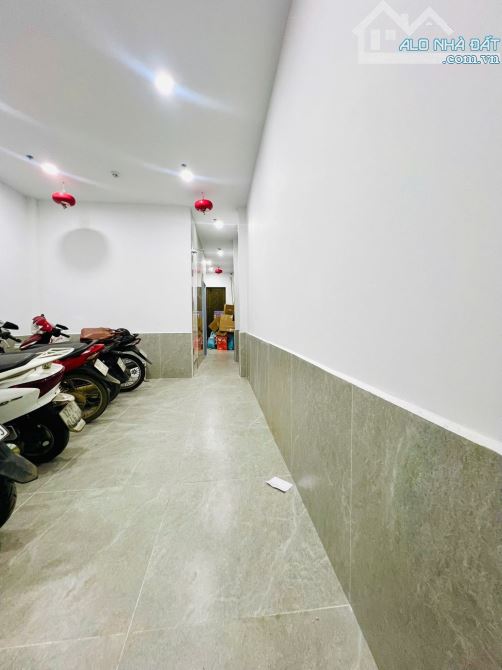 TÒA CHDV XÂY ĐẸP LÕI CẦU GIẤY - 64M x 7 TẦNG THANG MÁY - 15 PHÒNG FULL NỘI THẤT - 14.4 TỶ