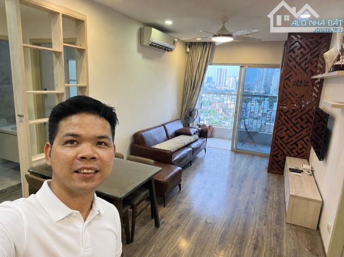 bán CHCC 58 Tố Hữu 75m2 2 ngủ 2 vệ sinh, nhà đã sơn sửa, để lại nội thất như ảnh