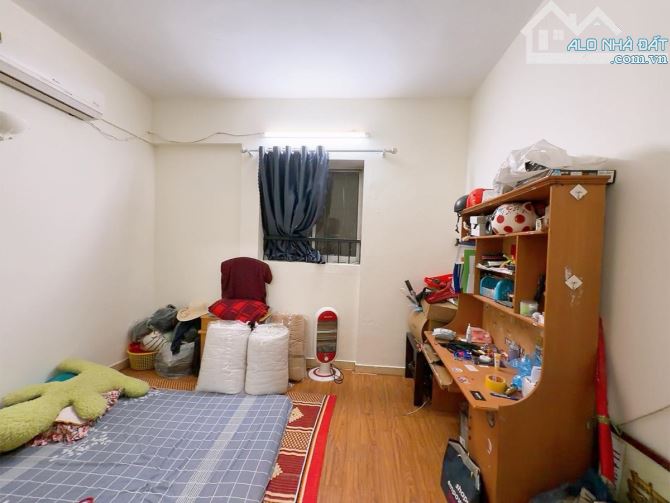 CHUNG CƯ NAM TRUNG YÊN MẠC THÁI TỔ CẦU GIẤY 60m 2 NGỦ GIÁ 4.2 TỶ