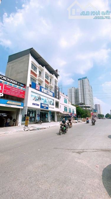 Mặt phố Tân Mai, nhỉnh 80 tỷ, 160m2, 9 tầng, thang máy.