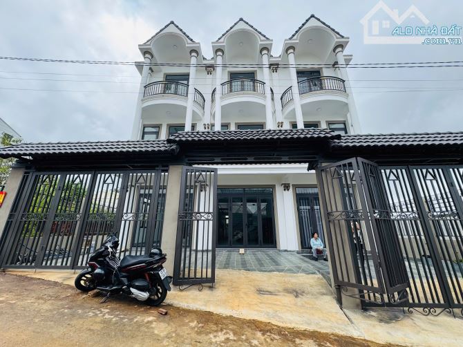 BÁN 3 CĂN NHÀ MỚI TINH CHỈ CHƯA TỚI 4 TỶ / CĂN