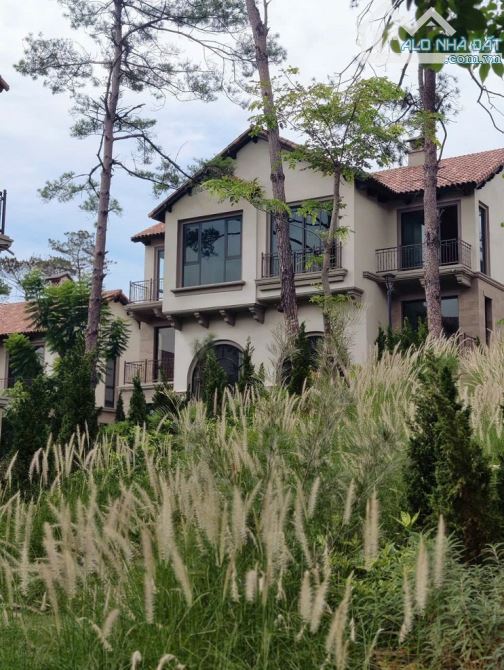 BÁN BT THANH XUÂN VALLEY, 185M2, 3.5 TẦNG, P.KHU VALLEY PARK GIÁ ĐẦU TƯ 13.5 TỶ