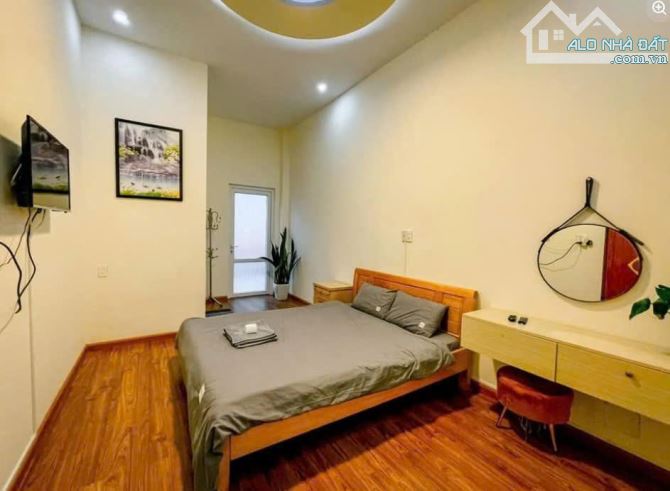 BÁN CĂN VILLA ĐƯỜNG 5M BA THÁNG TƯ, ĐANG CHO THUÊ KINH DOANH