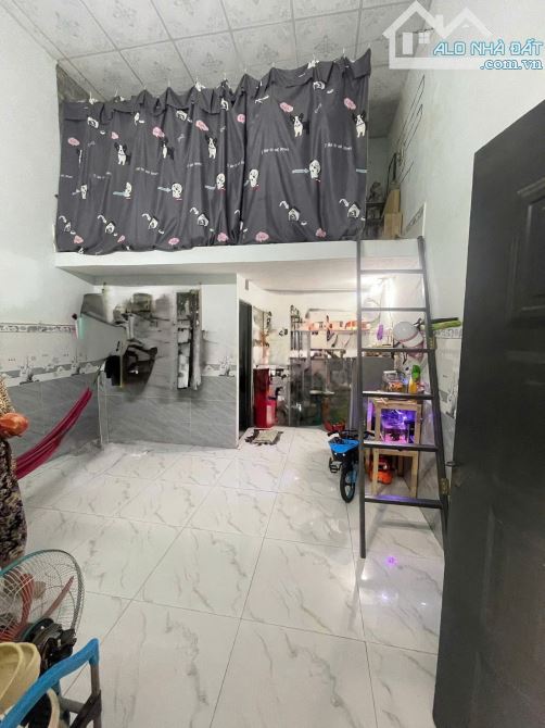 Bán dãy trọ rẻ gần Vincom Dĩ An, thu nhập ổn định 10 triệu /tháng. Giá 4,5 Tỷ thương lượng