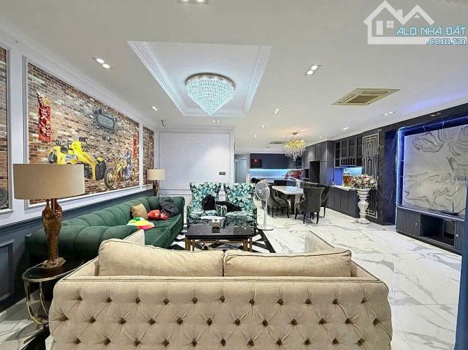 Bán Biệt Thự Khu Compound Phú Nhuận - 7,1x16m Hầm 5 Tầng - Giá về 40 Tỷ TL