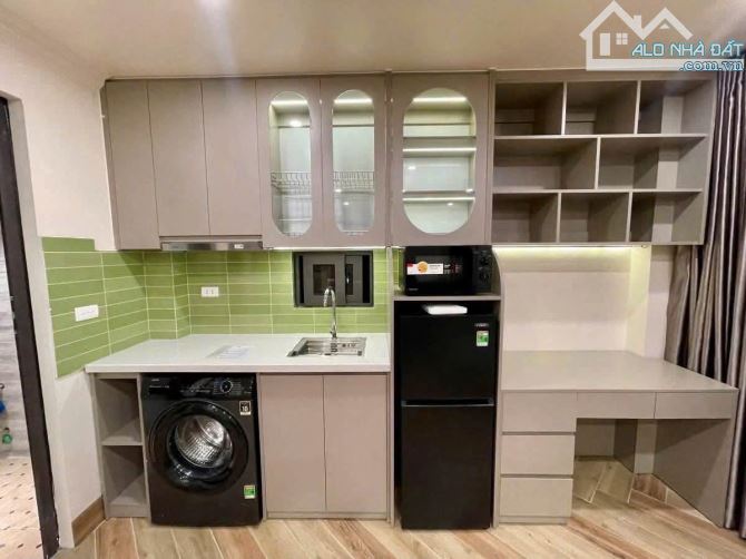 Bán toà CHDV Chiến Thắng 59m2 x 6 tầng mt 5.7m 14.9 tỷ