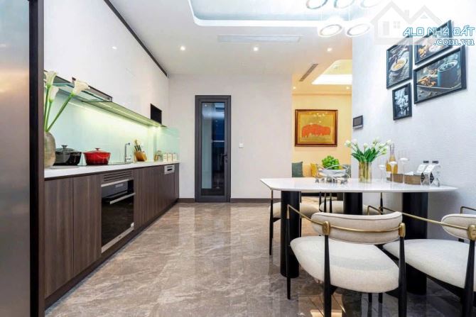 Bán căn hộ 1006 chung cư The Gloria số 8 Nguyên Hồng