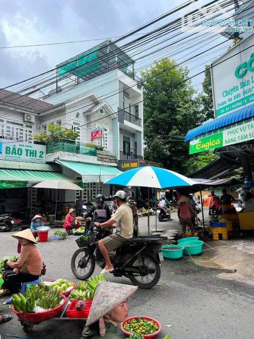 Bán cặp nhà cấp 4 mặt tiền chợ An khánh