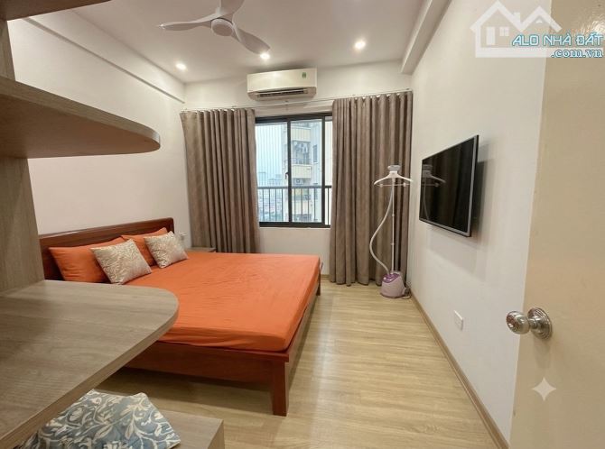 bán chung cư resco Phạm Văn Đồng 2 PN đủ nội thất, căn góc, sổ đỏ, giá tốt