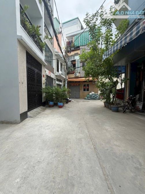 CHỦ GIẢM 500TR –B.ÁN GẤP NHÀ – LẠC LONG QUÂN-P3 QUẬN 11 -5 TẦNG – HẺM 6M .