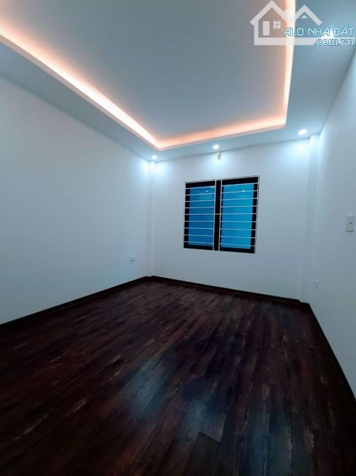 Bán nhà riêng tại ngõ 1 hẻm 62, Bùi Xương Trạch, 2,3 tỷ, 30m2, giá tốt