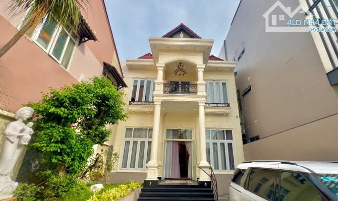 BIỆT THỰ VIP TAM PHÚ – MẶT TIỀN TAM CHÂU – HỒ BƠI – 427M²