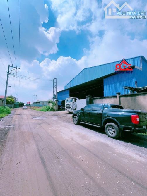 BÁN NHÀ XƯỞNG FULL SKC GẦN 4000m2 Ở HỐ NAI ĐỒNG NAI- GIÁ 29.9 tỷ