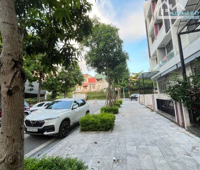 BÁN NHÀ ĐỨC GIANG, LONG BIÊN, 78,7M*4T, 21,22 TỶ. THANG MÁY, Ở NGAY!