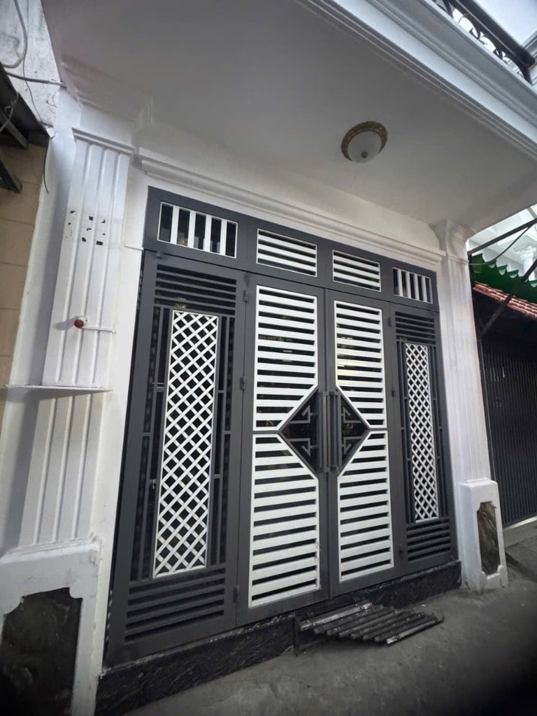 BÁN NHÀ TRỤC ĐƯỜNG TÊN LỬA BÌNH TÂN, DTSD 72M2 SÁT MẶT TIỀN, CHỈ 3 TỶ 85