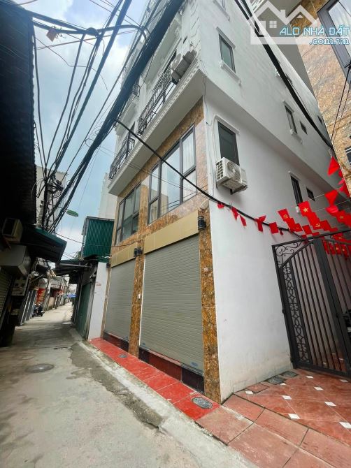 BÁN NHÀ LÔ GÕC PHÚ DIỄN BẮC TỪ LIÊM 9 TỶ 40m 6 TẦNG THANG MÁY Ô TÔ GARA NHÀ MỚI Ở NGAY