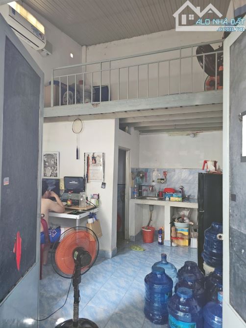 Dãy Trọ Diện Tích Lớn- Dòng tiền hơn 170Tr/Th- Ngay Khu Công Nghệ cao