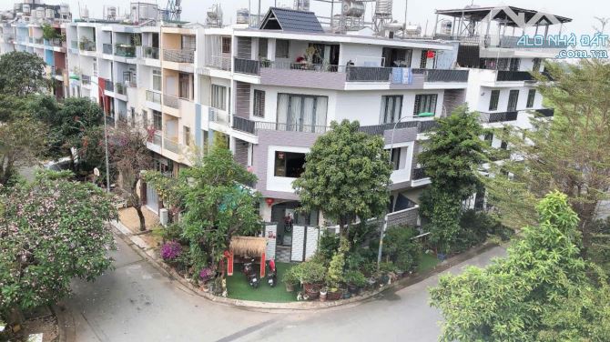Biệt thự lô góc 2 mặt tiền, 158 m2, ngang 8,5 m, đường 8 m, gần Trung Sơn, giá nhỉnh 19 t