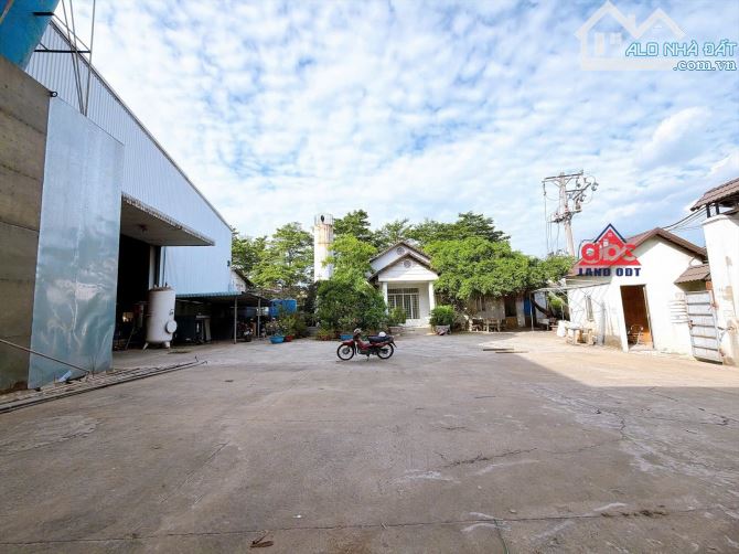 X194 Bán Nhà Xưởng 4.550m2 TBA 560kva. P. Hố Nai, Tp. Đồng Nai. Giá bán 25tỷ ( Đang cho th