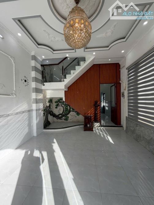 NẮM CHỦ BÁN NHÀ 2 TẦNG GỐC TRỤC CHÍNH KHU KHU 3A