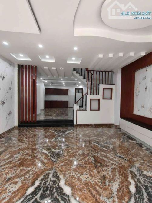 BÁN NHÀ TÂN HƯƠNG, ĐỘC LẬP, ĐÀM THẬN HUY - NGANG 6M, GẦN 80M2 - 5 TẦNG Ở NGAY - HƠN 9T