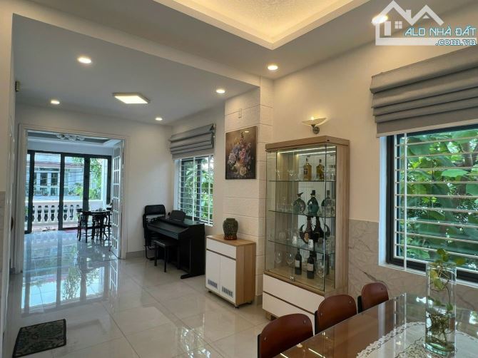 💥 G.I.Ả.M 1,5 T.Ỷ – BIỆT THỰ 120M² KẾ CÔNG VIÊN, XE HƠI VÀO NHÀ – CHỈ 9,5 T.Ỷ.