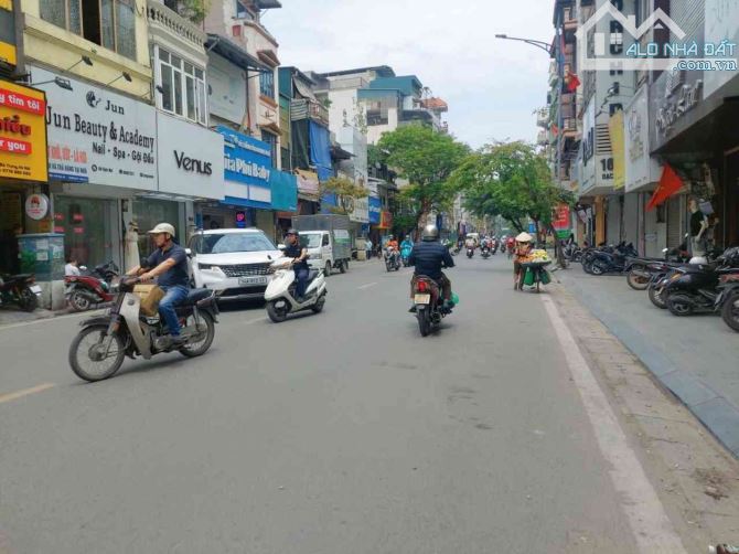 Hồ Đền Lừ, Hoàng Mai. Mặt phố, 8 tầng, thang máy. DT76m2, giá 45 tỷ.