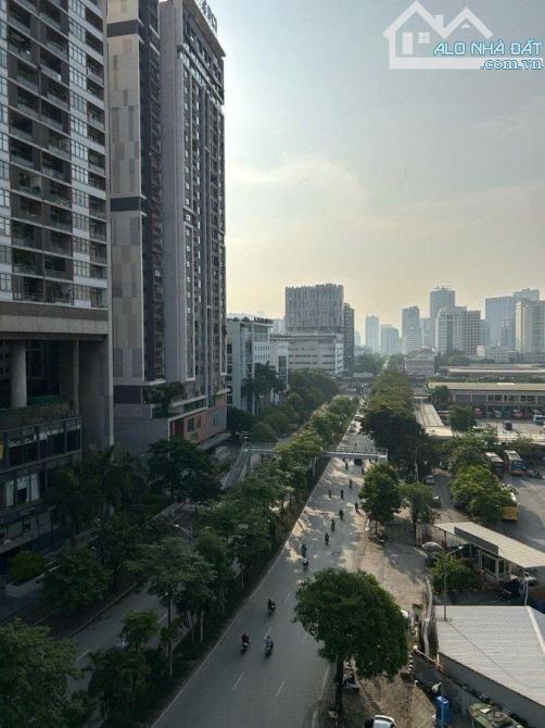 BÁN CHUNG CƯ NGUYỄN HOÀNG. 77M2 CĂN GÓC 2PN VIEW THOÁNG - GIÁ 5.9 TỶ