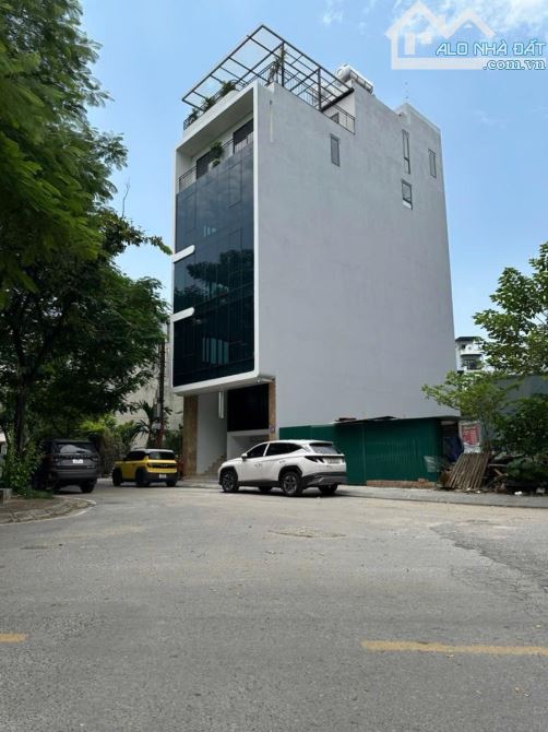 TÒA VĂN PHÒNG CỰC VIP CỔ LINH LONG BIÊN| 105M² x 7 TẦNG | MT 6.8M | NỘI THẤT CAO CẤP