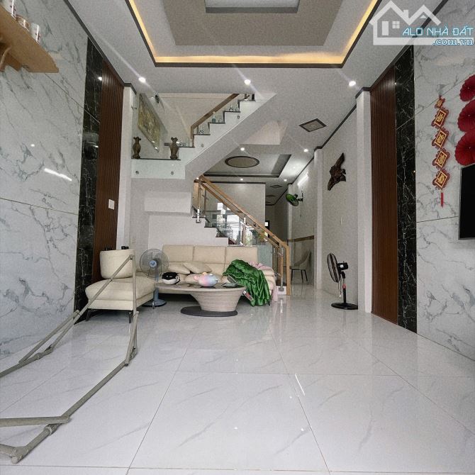 Bán nhà 1T 1L thiết kế hiện đại phường Tân Triều mới. Gần chợ Tân Bình.