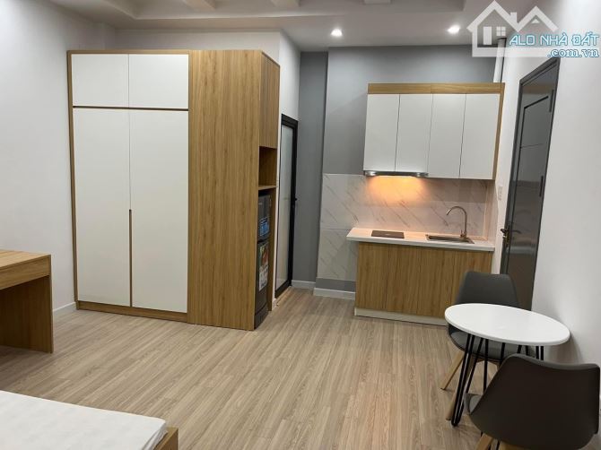 GIÁ SỐC MỖ LAO 100M2 7 TẦNG THANG MÁY 24PKK DÒNG TIỀN 1.2 TỶ/NĂM GIÁ 15.9 TỶ
